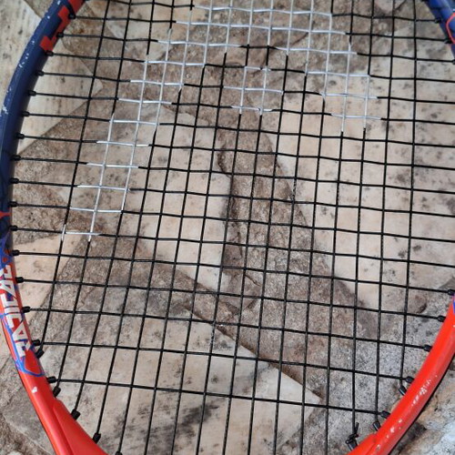 Head Radical 26 tennis racket, red and blue
