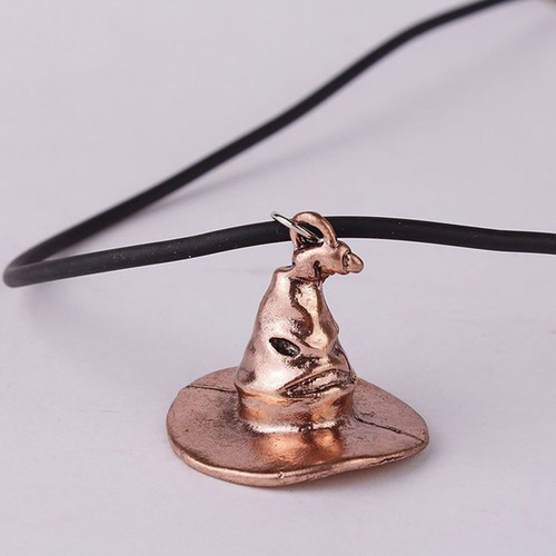 Harry Potter Sorting Hat Necklace like new, vintage bronze finish
