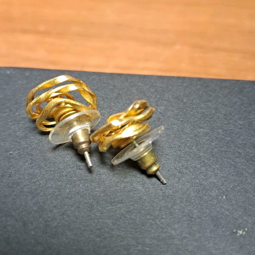 Fo earrings used