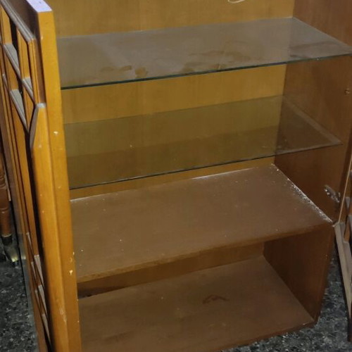 Sideboard with glass shelves used, dimensions 97x35x110