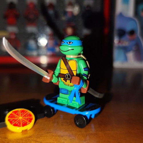 Leonardo Teenage Mutant Ninja Turtles 1987 figure like new