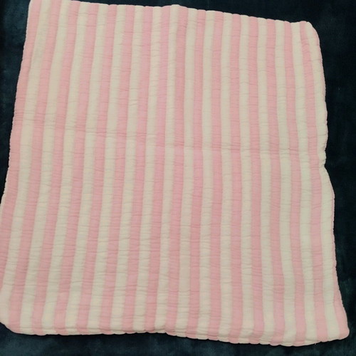 Bed Cover Set With 2 Pillowcases Like New