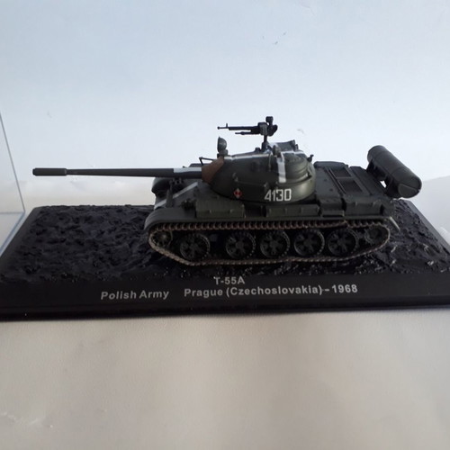Collectible T-55A Polish Army Prague tank 1/43 scale new