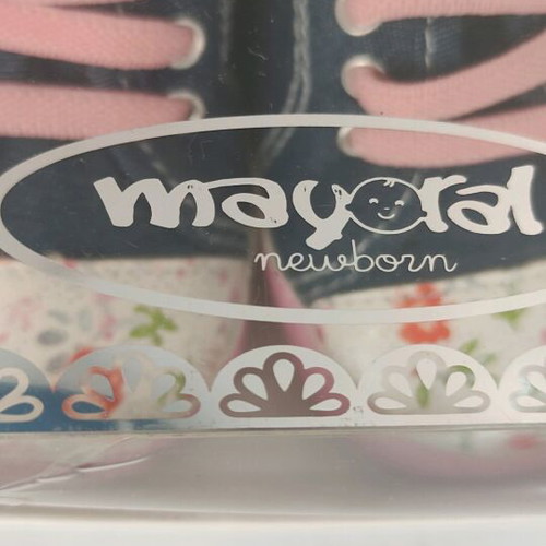 Baby cuddle shoes