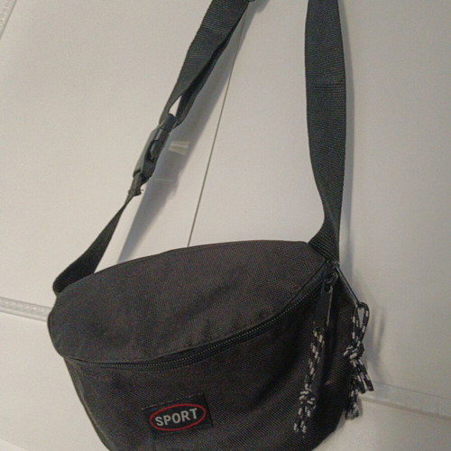 Men's banana bag Sport Hg like new, black