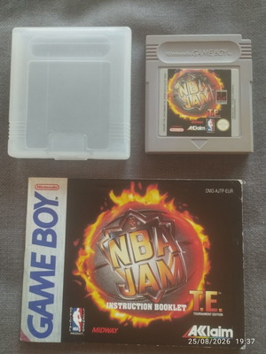 Nintendo Game Boy NBA JAM Tournament Edition game with case and English manual