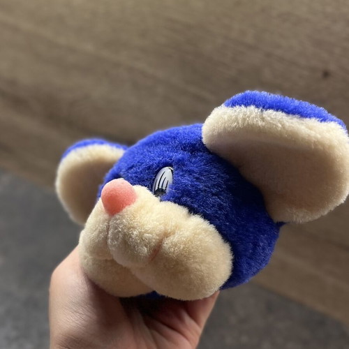 90s plush toy with zipper and keyring