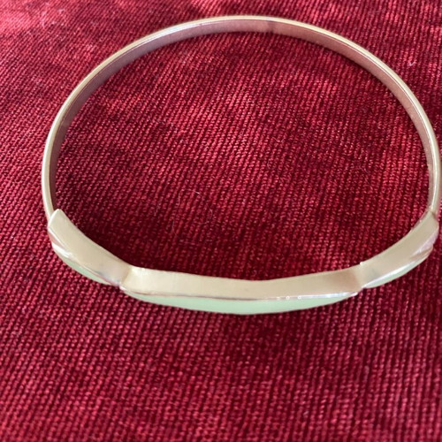 Bracelet-handcuff metal bronze with green enamel, like new