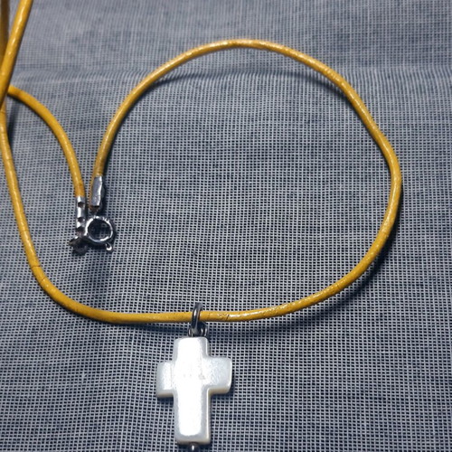 Cross pendant with natural pearl and 925 silver, leather strap