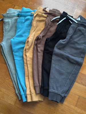 Set of 6 boys' sweatpants like new, multicolor