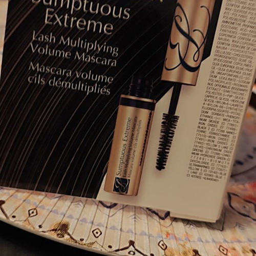 Estée Lauder Sumptuous Extreme Mascara new