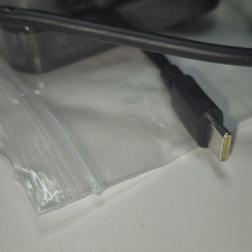 Universal Laptop Charger 65W Type-C