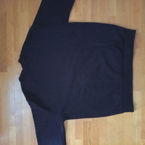 Ice Cube sweatshirt like new, size M/L, black multicolor