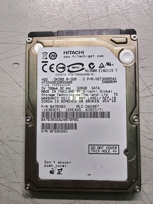 Hitachi HDD 320GB 2.5" SATA употребяван
