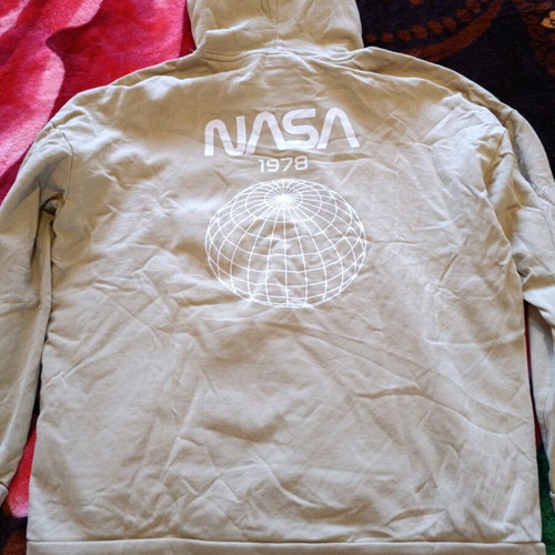Men's NASA sweatshirt size M like new