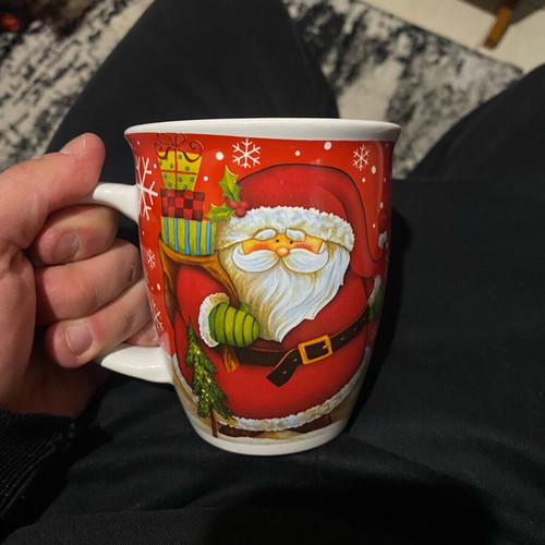Christmas mug like new with Santa Claus
