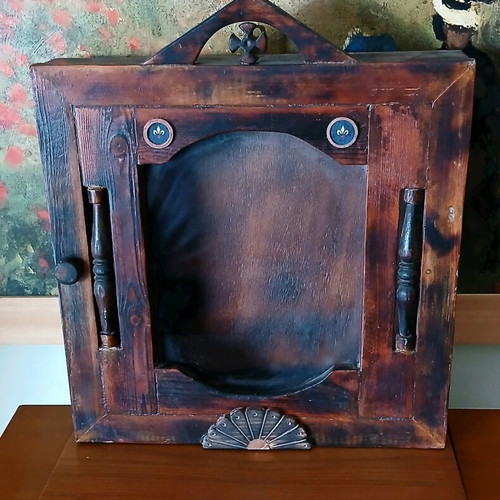 Handmade wooden icon stand like new with vintage style