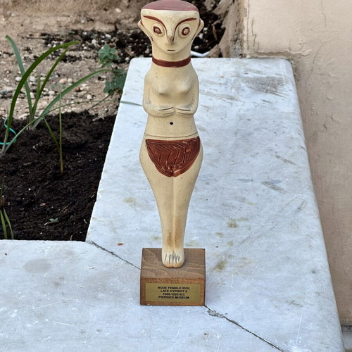Cypriot Female Idol decorative replica Late Cypriot II used