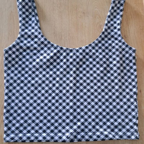 Crop top checked Tally Weill like new, size XS