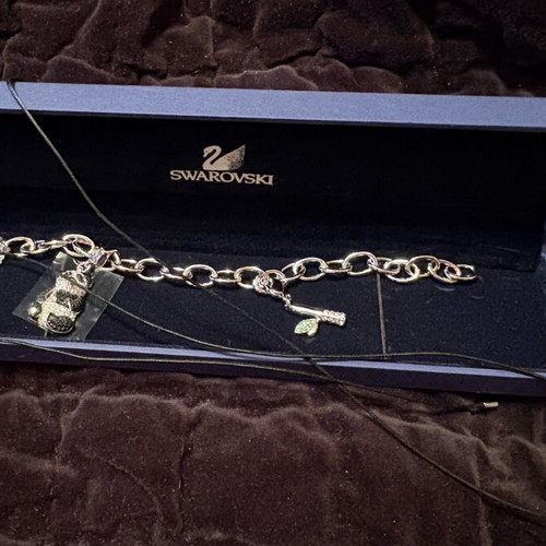 Swarovski bracelet with panda and eucalyptus leaf, new