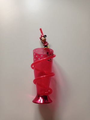 Mini Disneyland cup used with small straw defect