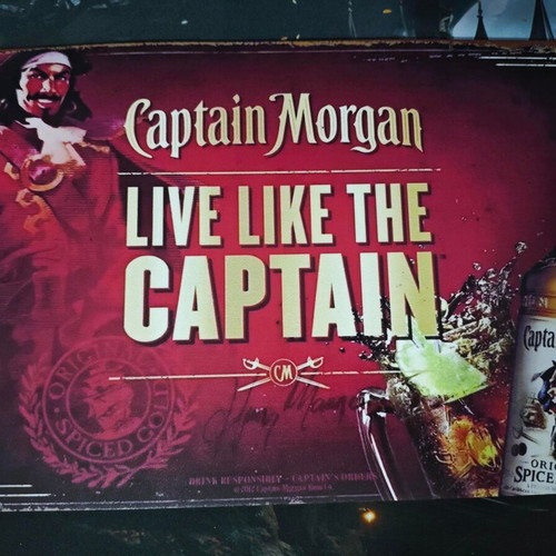 Captain Morgan metal sign “Live Like The Captain” like new