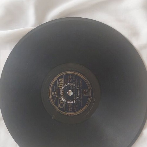 Columbia 78 RPM Record Lena Vella used, Laiko