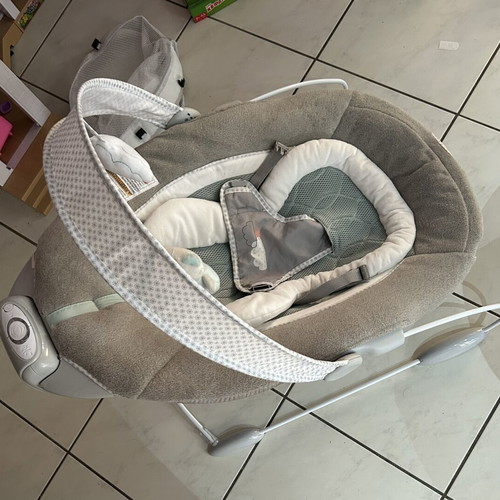 Relax baby bouncer with musical sounds up to 9 kg, new
