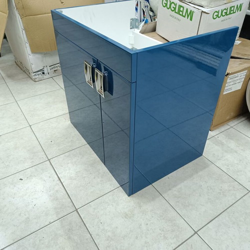 Bathroom cabinet with porcelain sink Creavit new, MDF lacquered