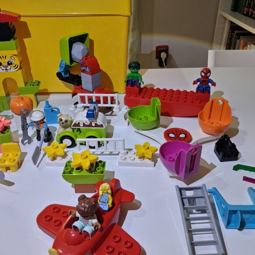 Lego Duplo set of 101 pieces like new