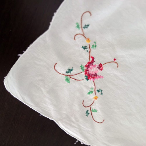 Tablecloth white cotton with cross-stitch and cutwork, like new 160x120 cm