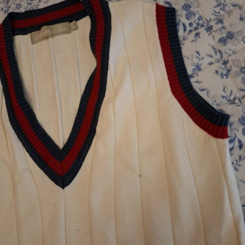 Kazaka unisex ecru with red and blue trim