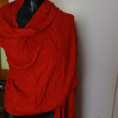 Wool scarf used, red