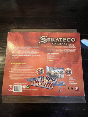 Stratego Original Deluxe board game by Jumbo B.V