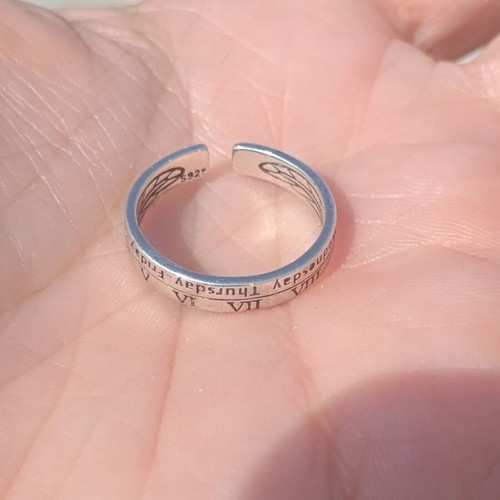 Silver 925 Adjustable Ring like new