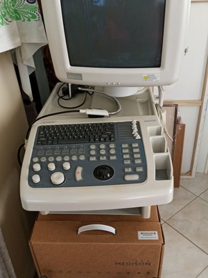 Υπέρηχος Medison Sonoace 8000 έγχρωμος με δύο κεφαλές, σε άριστη κατάσταση