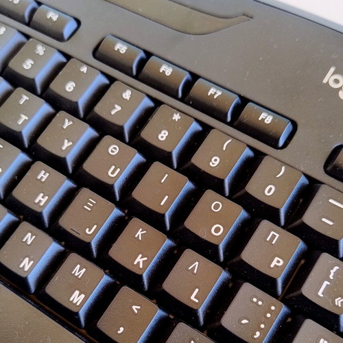 Logitech wireless keyboard Y-R0067 MK330 Greek layout without receiver