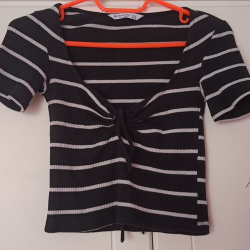 Stradivarius short-sleeve black blouse with white stripes like new, size S