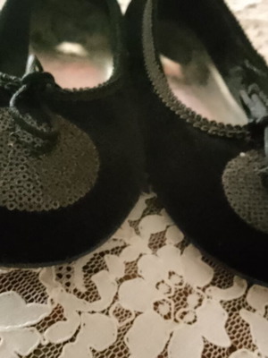 Μπαλαρίνες βελούδινες μαύρες καινούργιες, μέγεθος 38