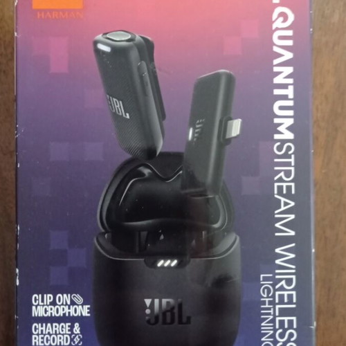 JBL Quantum Stream Wireless Lightning Microphone for iPhone new