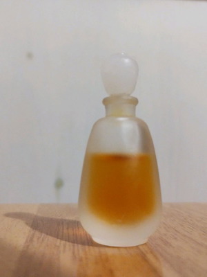 Estée Lauder Private Collection Eau de Parfum 2.5ml used vintage