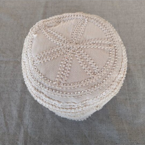 Muslim men's hat like new, white cotton with embroidery