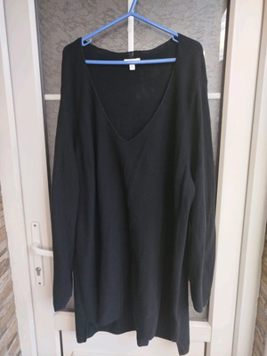 C&A knitted sweater like new, black, size 6XL