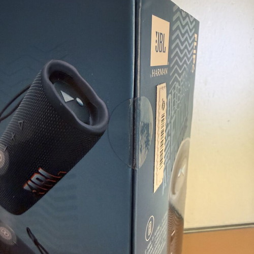 JBL Flip 6 Blue portable Bluetooth speaker new, factory sealed