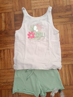 Orchestra girls' set used, white top with design and light green shorts 4 years