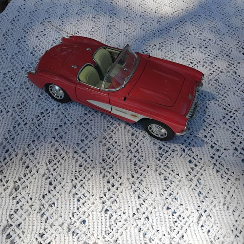 1957 Chevrolet Corvette 1/24 Scale Diecast Model Metal Collection used