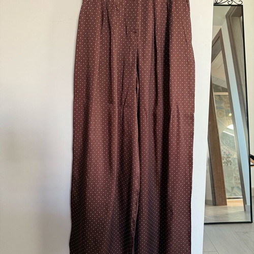 Madame Shou polka dot pants in burgundy color like new