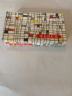Floca retail paper box like new