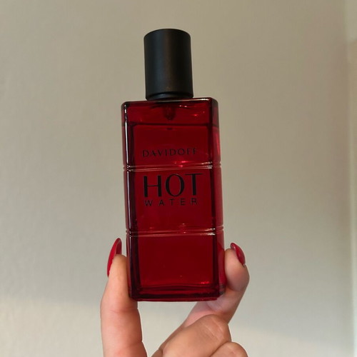 Davidoff Hot Water eau de toilette 50 ml like new, oriental scent with spices