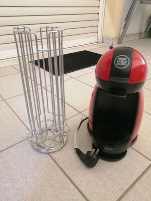 Καφετιέρα nescafe dolce gusto